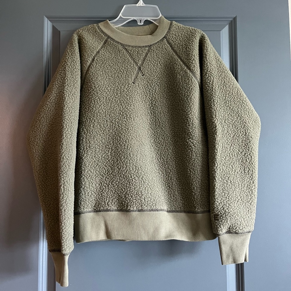NWT Everlane green fleece